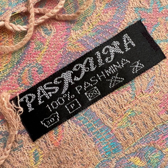 100% Pashmina Scarf Wrap Cream Pink Blue Green Paisley Lightweight Woven - Picture 5 of 5